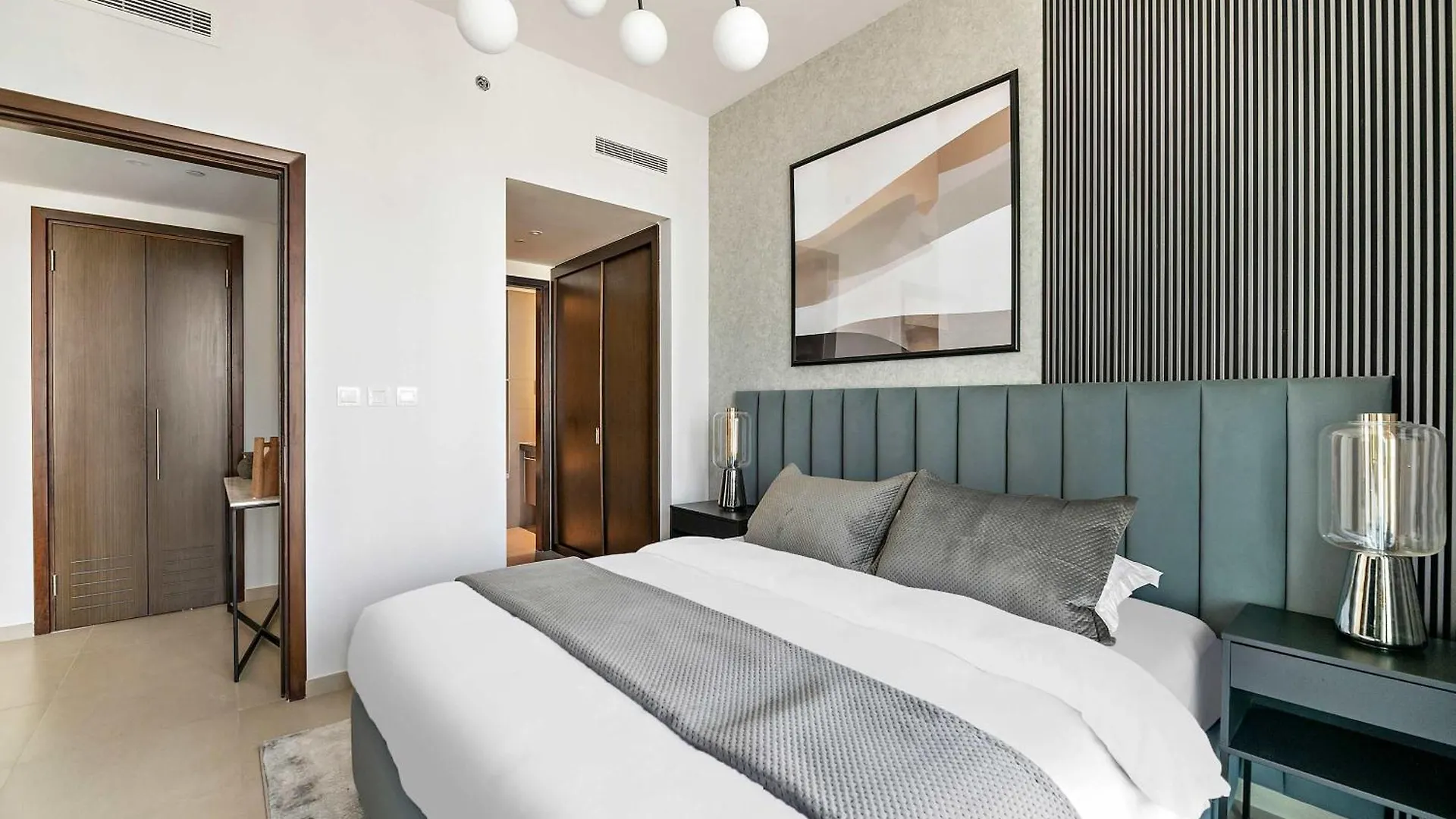 Апартаменты Silkhaus Elegant And Luxury 1Bdr Downtown Дубай 0*,